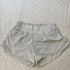 Lululemon Athletica Hotty Hot shorts